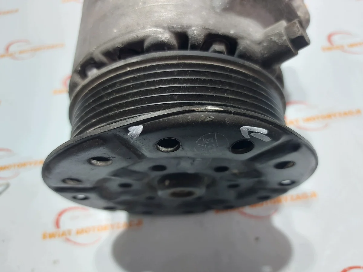 Lexus IS220 2.2 D-CAT Airco Compressor image 7