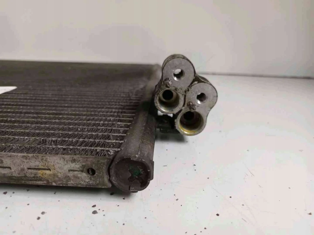 Radiador AC BMW 7 E65 E66 Usado image 3