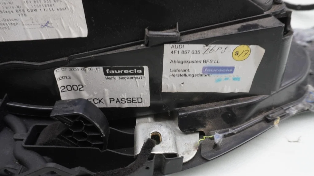 Audi A6 C6 Handschuhfach Beifahrer 4F1857035 image 4