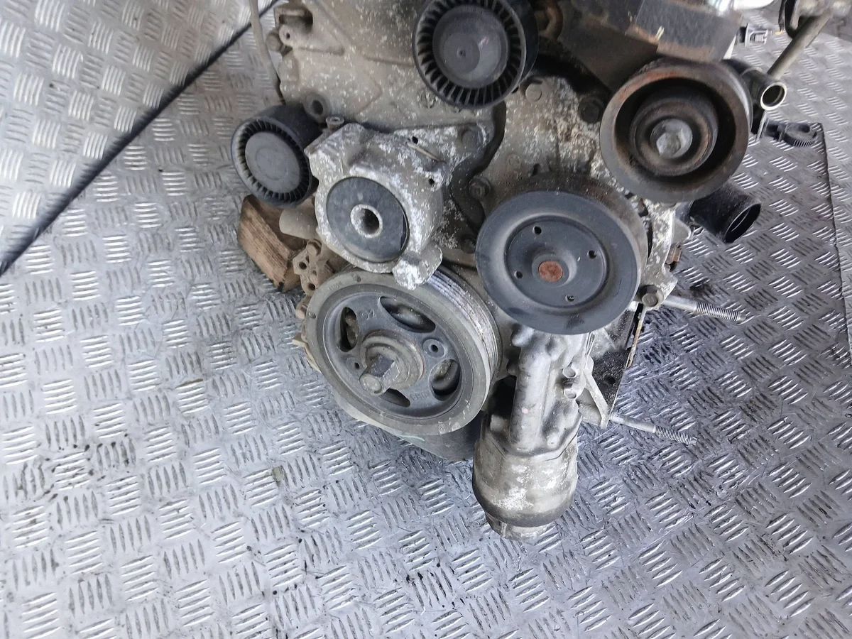 Toyota Verso 2.0 D4D motor 1AD-FTV image 8