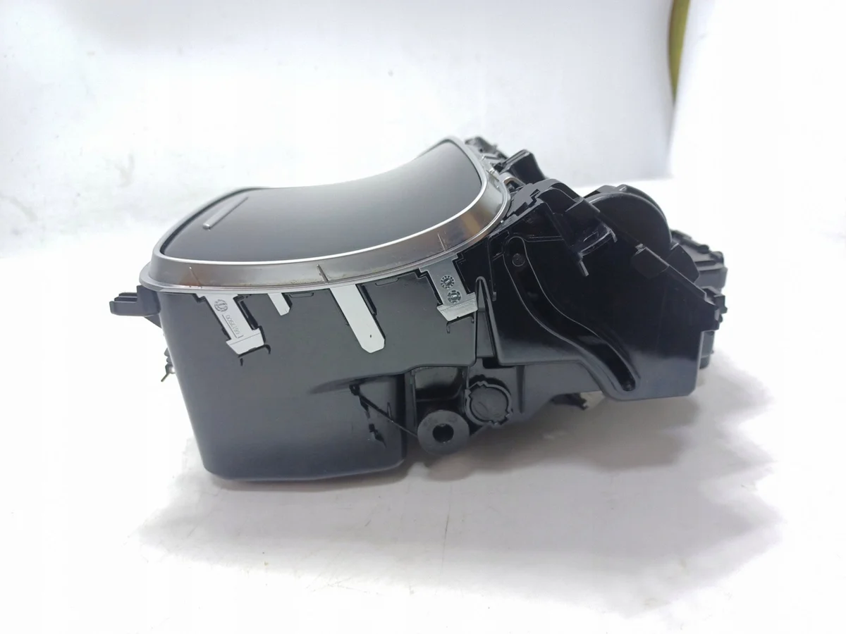 Mercedes E W213 Console Storage A2136806500 image 3
