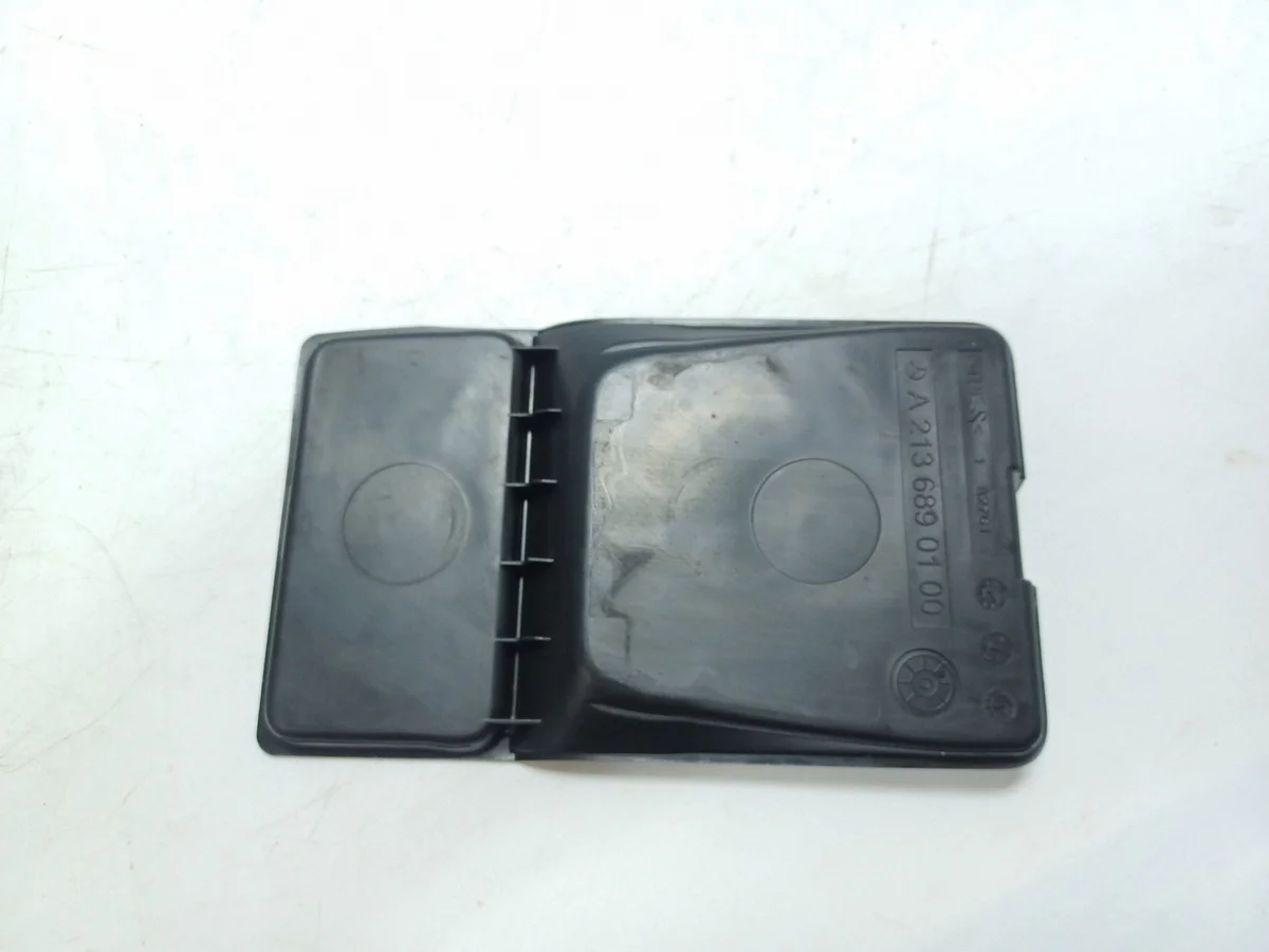 Mercedes E W213 Insert Caoutchouc Boîte A2136890100 image 4