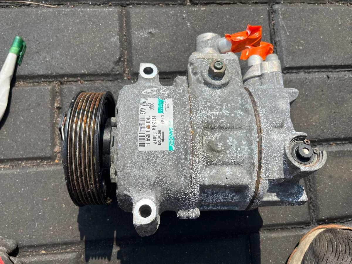 AC-kompressor 1K0820859F VW Audi Skoda