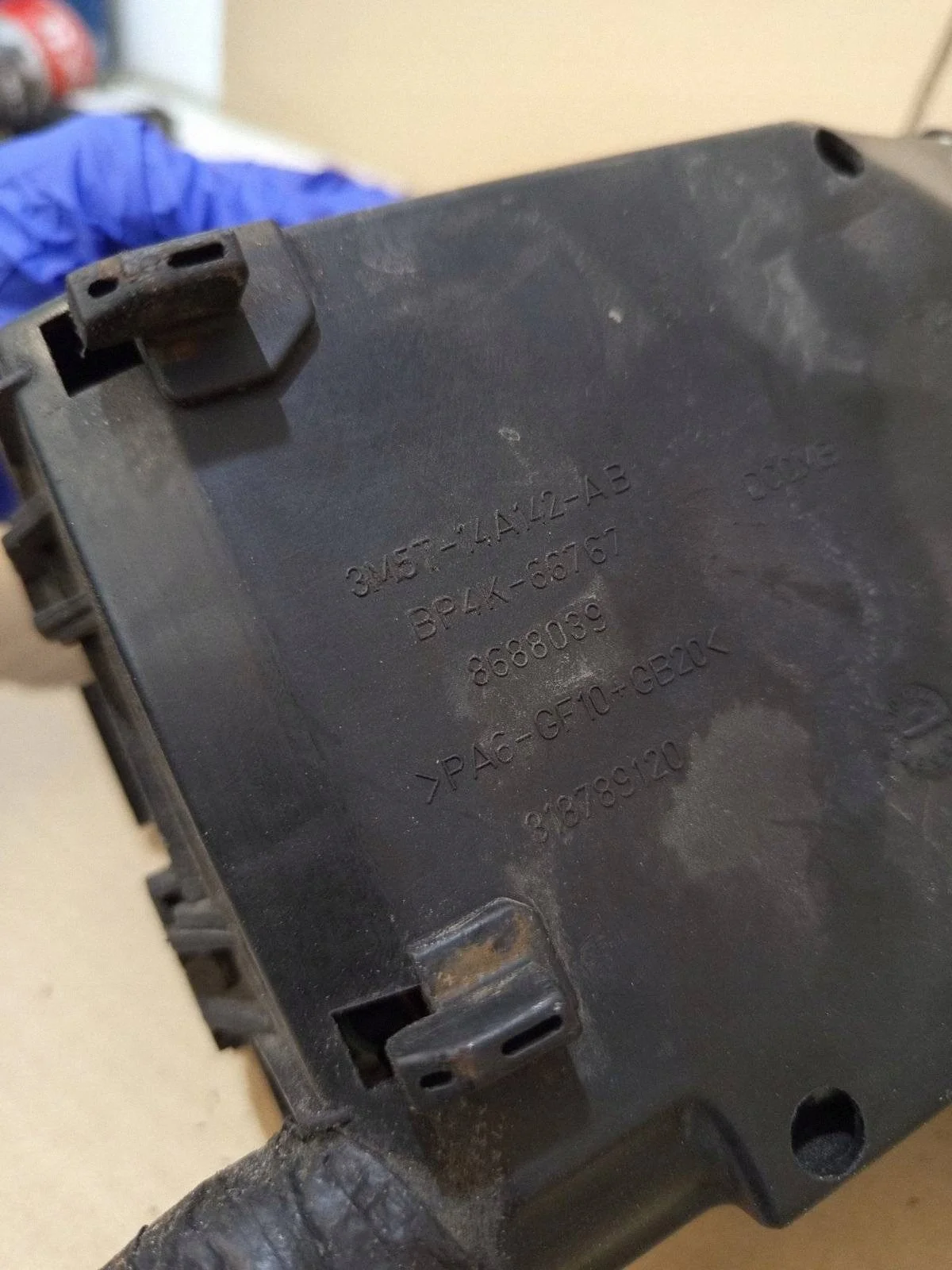 Sicherungskasten Mazda 3 BK 2.0 Benziner Automat image 4