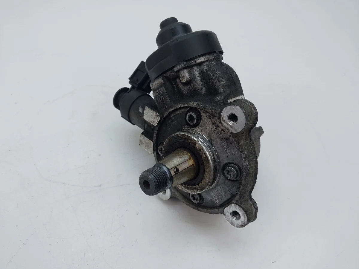 Einspritzpumpe 04L130755D Skoda Octavia 2.0 TDI image 5