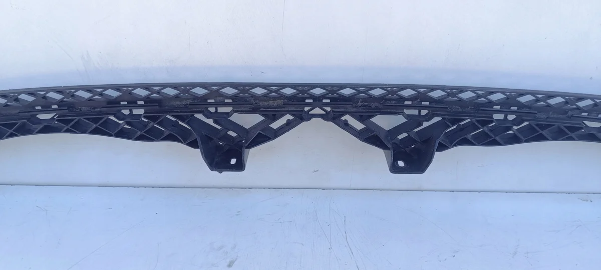 Supporto paraurti posteriore VW Passat B8 OE image 3