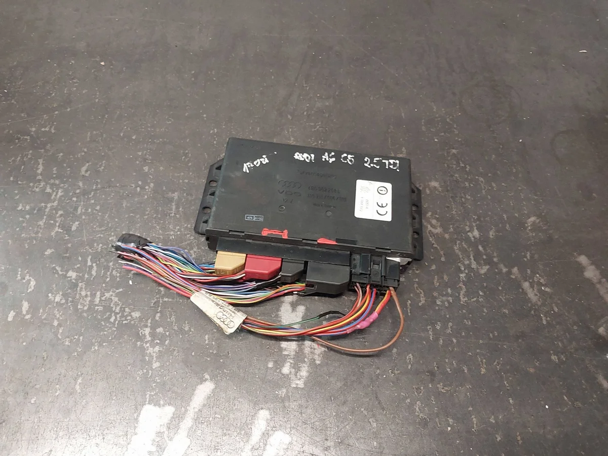 Módulo Conforto Audi A6 C5 4B0962258L Usado