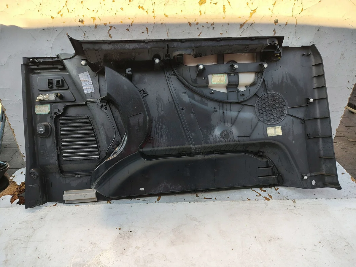 Seitenverkleidung Kofferraum rechts Peugeot Expert II image 3