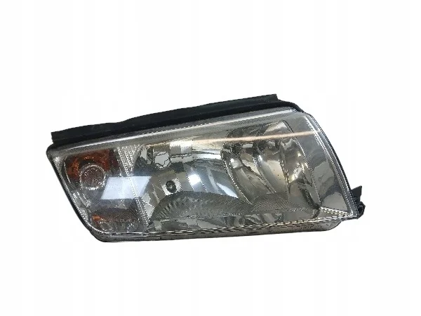 SKODA FABIA I LAMPE DROITE AVANT
