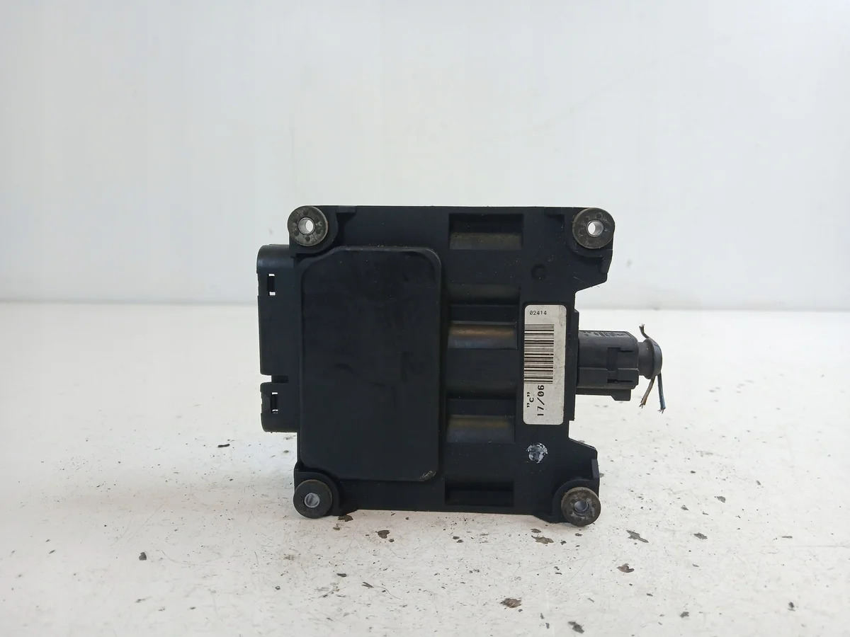 Magnetventil VW Polo 9N Ibiza III 1.9 TDI image 4