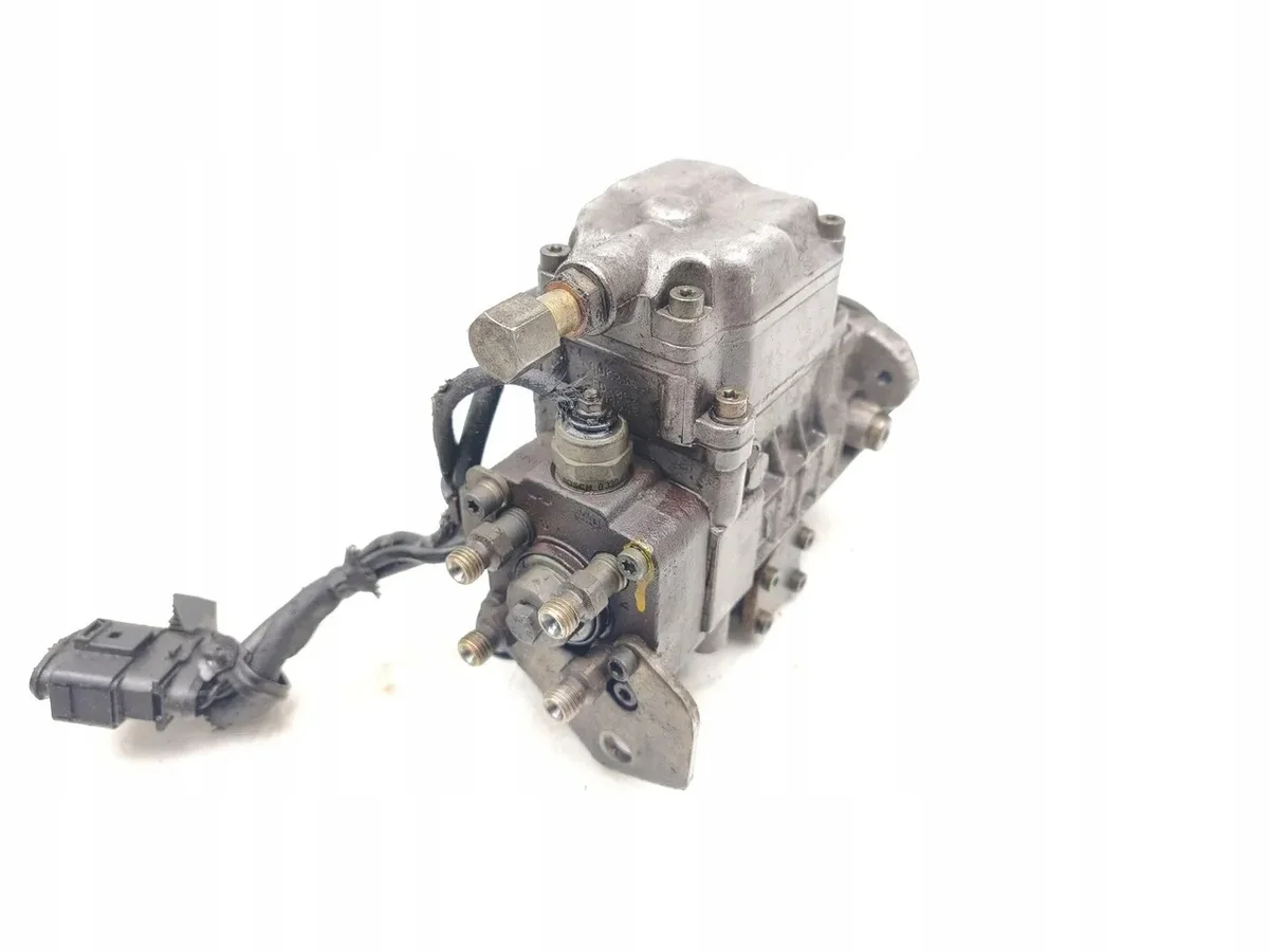 Volkswagen 038130107B Injection Pump Used image 3