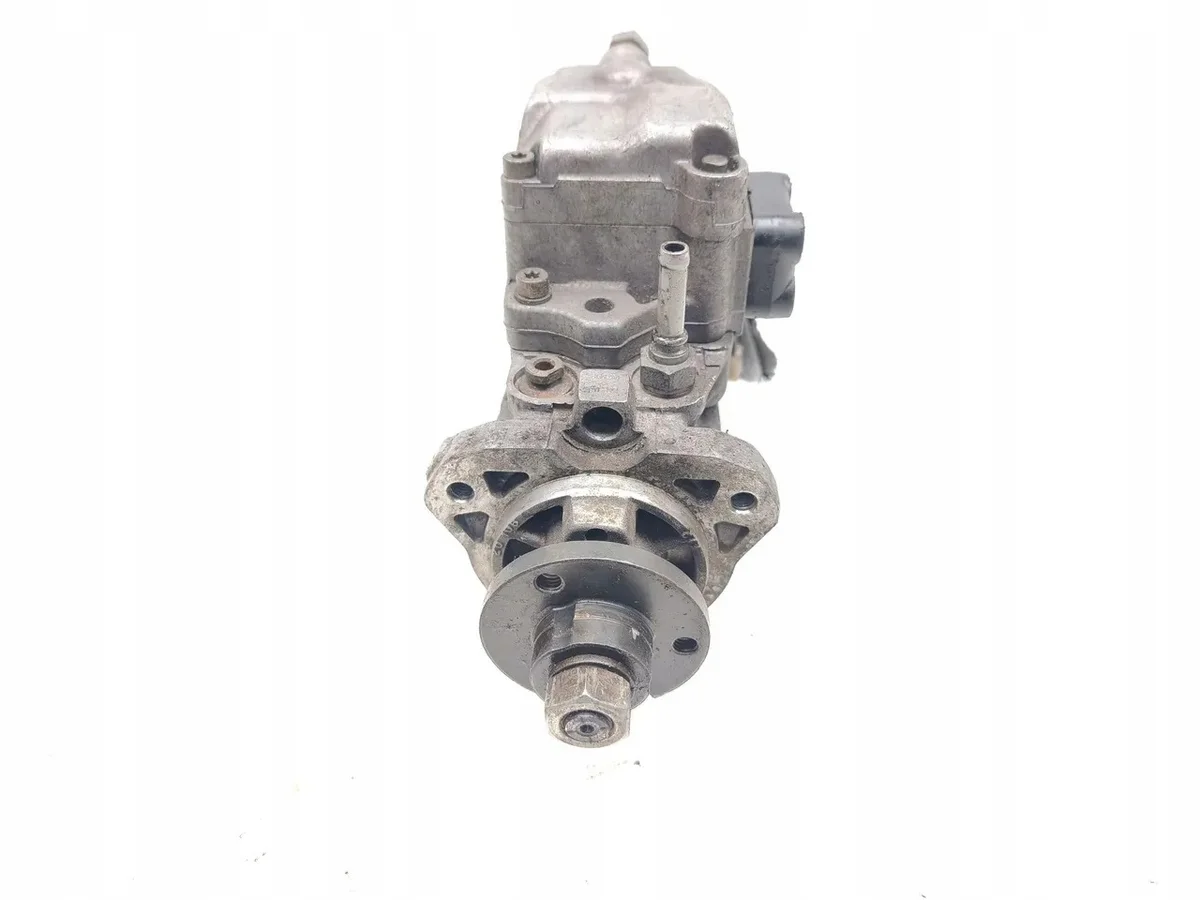Volkswagen 038130107B Injection Pump Used image 5