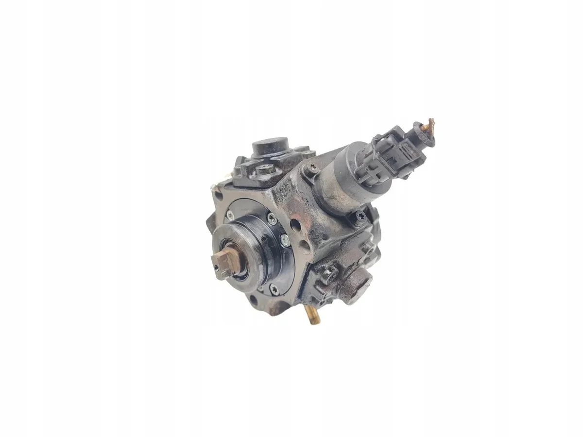 Polttoainepumppu Land Rover Freelander II 2.2 TD4