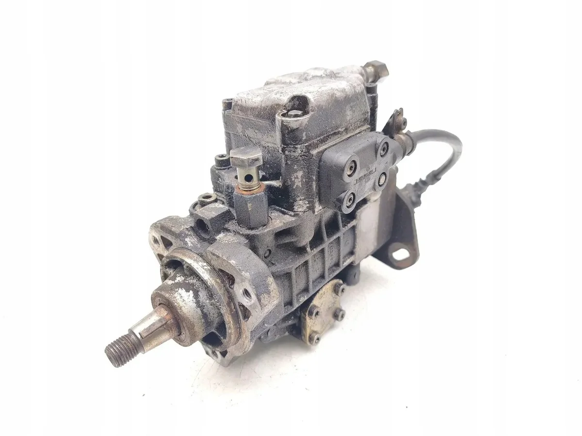 Bränslepump Volvo V70 2.5 TDI 074130110M