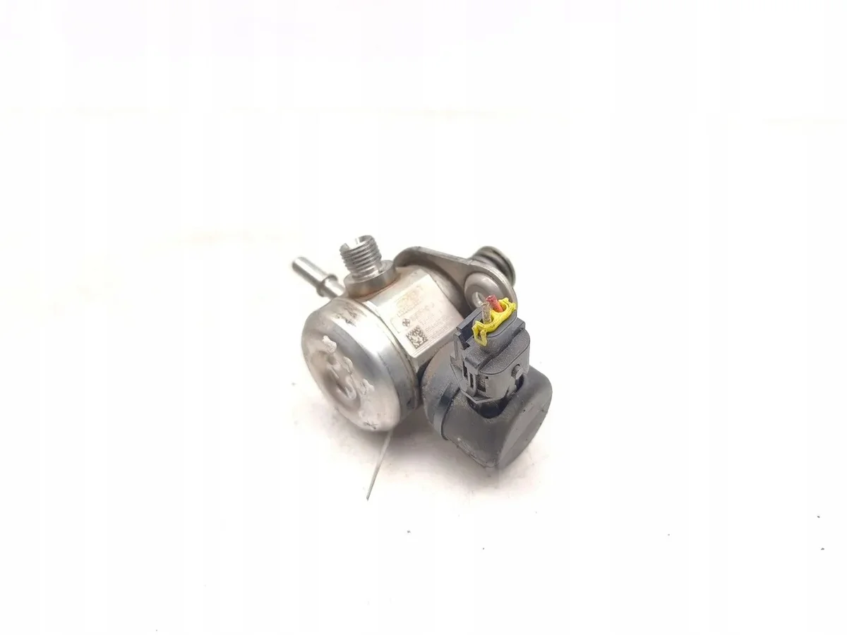 Polttoainepumppu Hyundai 353202B130 Käytetty image 3