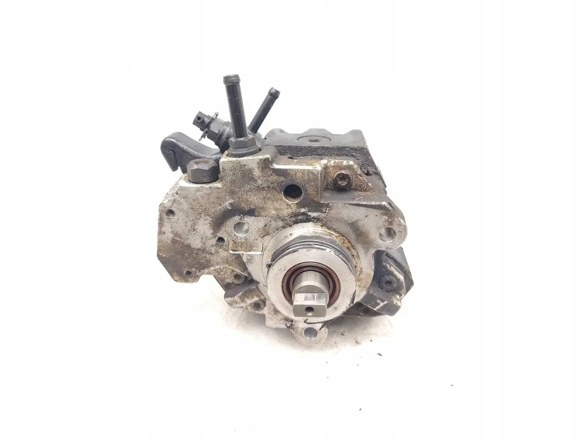 Bomba de alta pressão Toyota 22100 0N011 Usada image 5