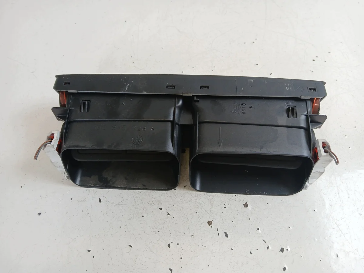 VW Passat B5 Lüftungsgitter Mittel 3B0819728A thumbnail 3