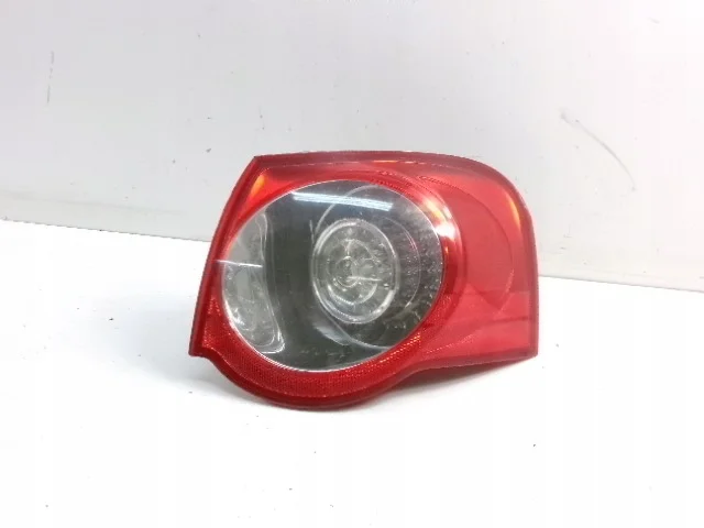 Baklykta höger VW Passat B6 3C9945096C