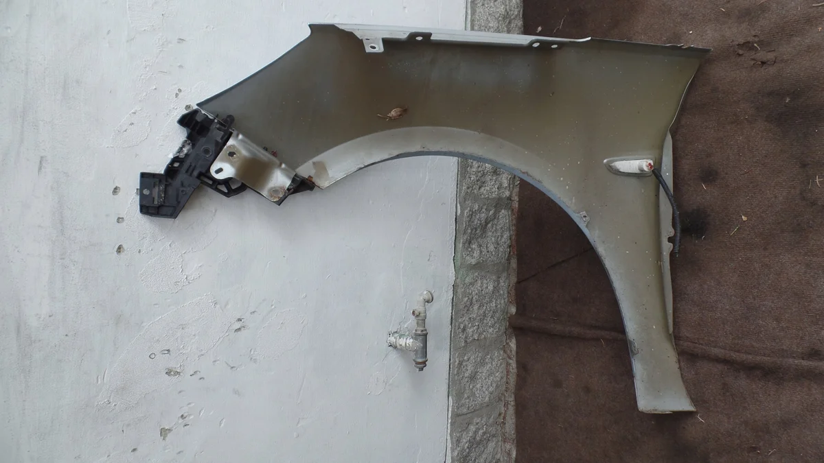 Used Opel Astra K V Front Right Fender image 7