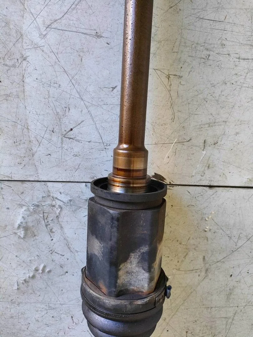 Höger drivaxel fram BMW F11 N57 X-DRIVE image 3