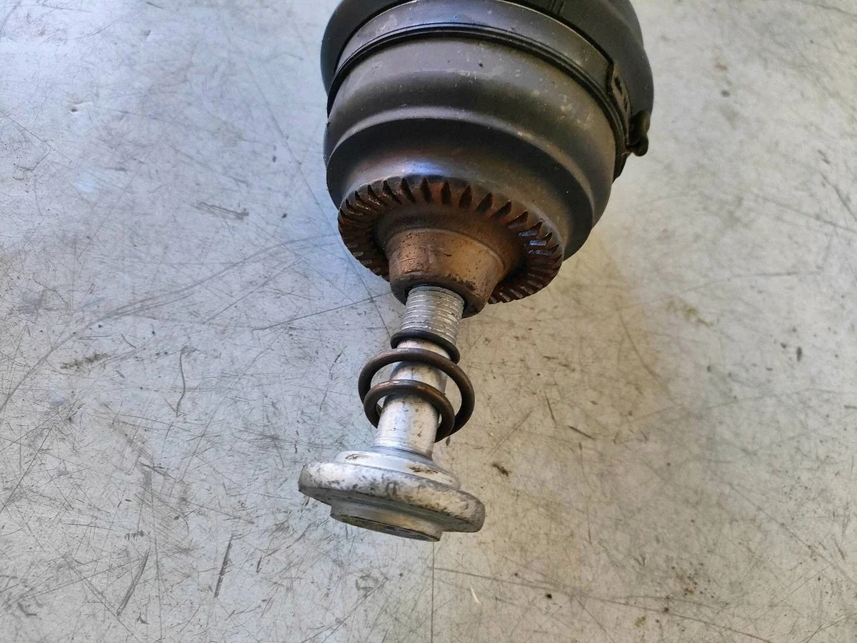 Höger drivaxel fram BMW F11 N57 X-DRIVE image 4