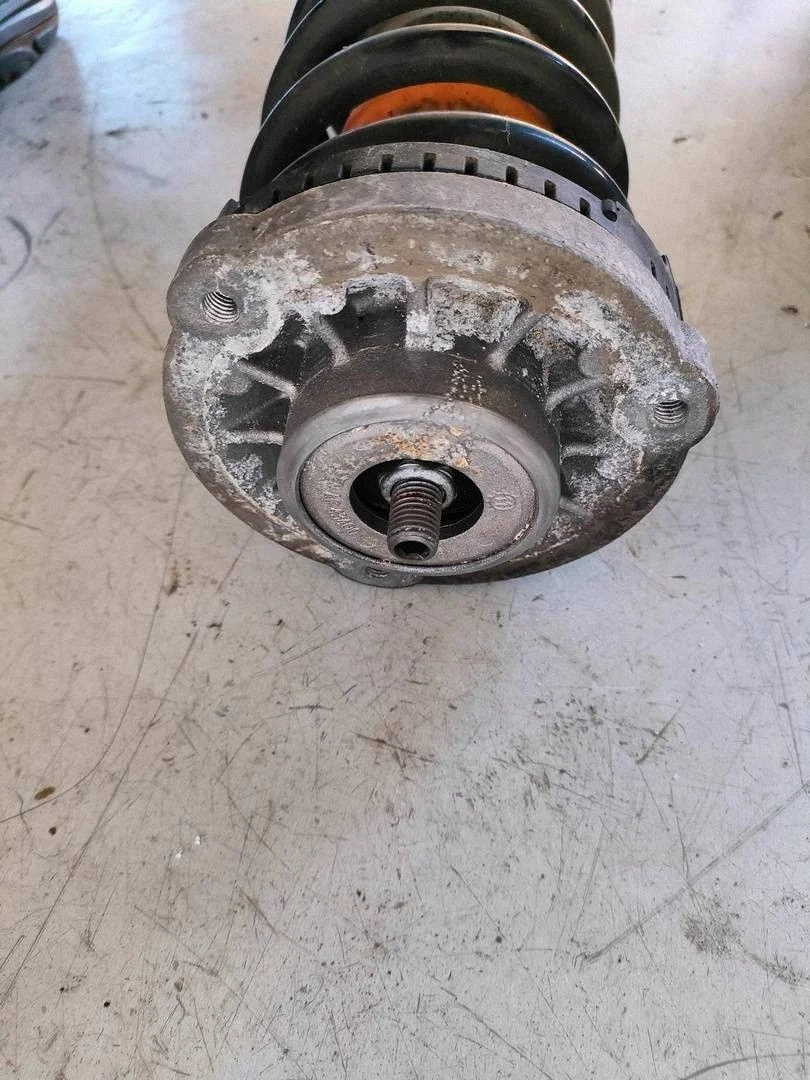 BMW F11 N57 Dämpfer Links Vorne 6852929 image 3