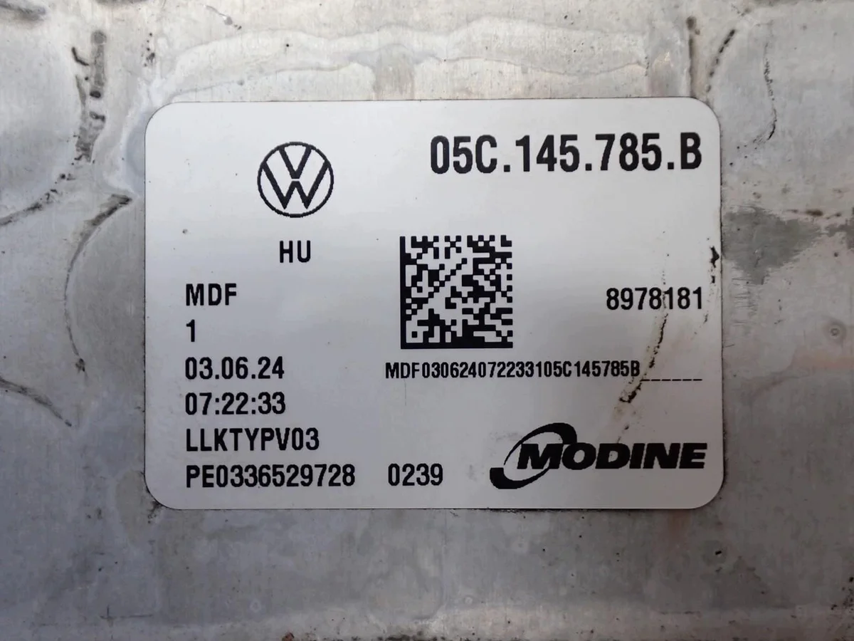 Ladeluftkühler 05C145785B für VW Polo VI image 6