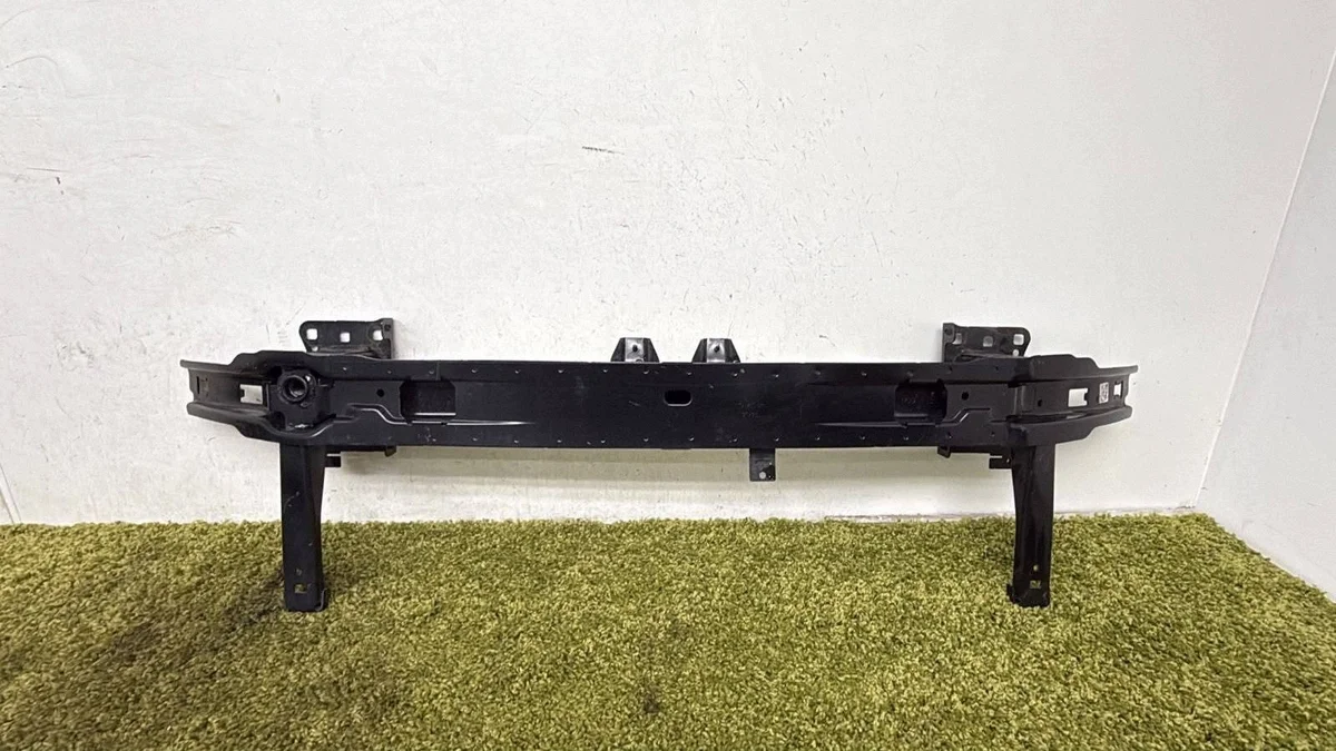 VW Touran II 5TA 15- Barra de choque frontal OEM