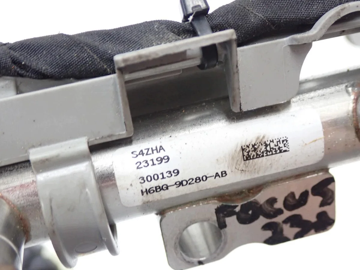 Ford Focus MK4 1.0 EcoBoost Injector Rail image 5