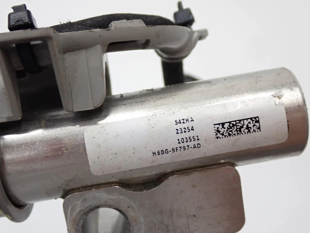 Ford Focus MK4 1.0 EcoBoost Injector Rail image 6