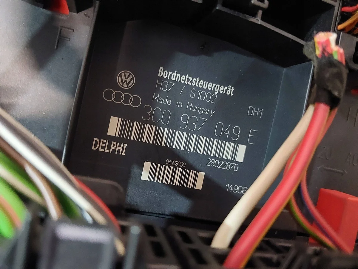 Komfortmodul VW Golf Plus 1.9 TDI 3C0937049E image 6