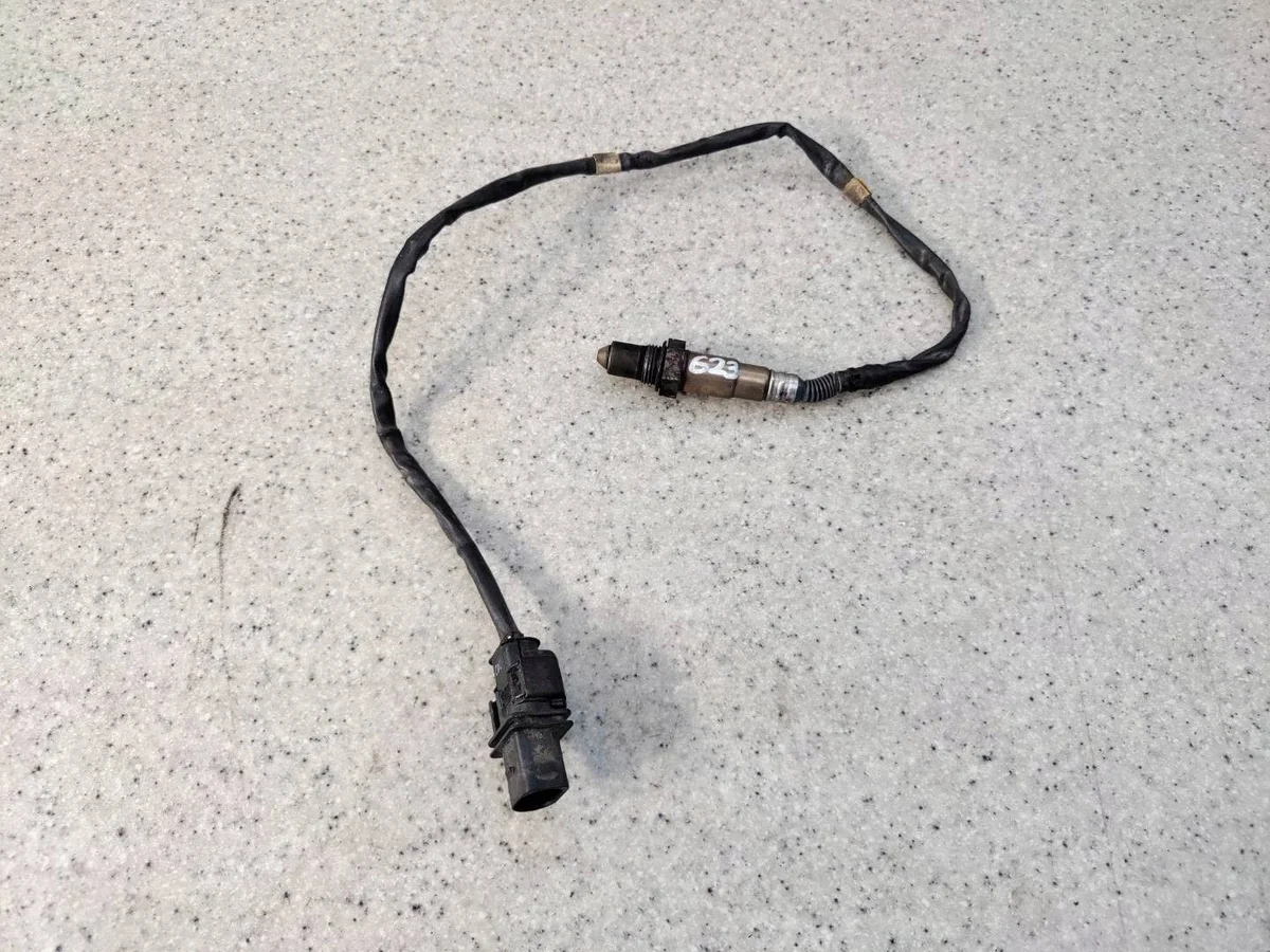 Lambda sensor NOX 04L906262J VW Passat B8