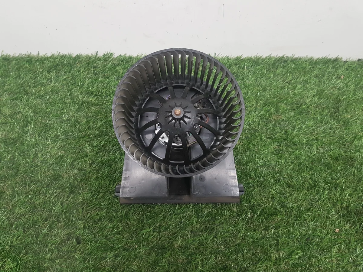 Ventilatore abitacolo VW Golf 4 TG26 P32 12V