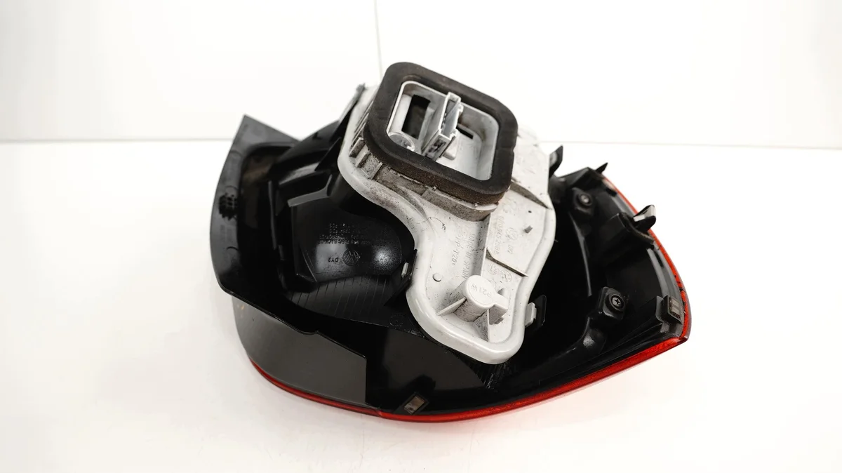 Luz Trasera Derecha VW Polo 6R 1616011026767 image 7