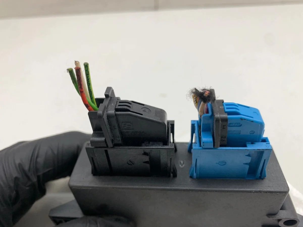 Citroen C3 II PDC Modul 9676215780 image 3