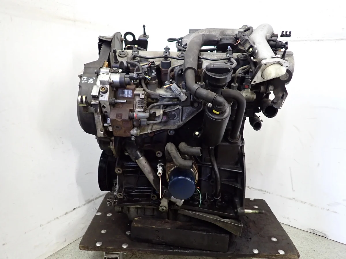 Nissan Primera P12 1.9 dCi F9Q Motor image 3