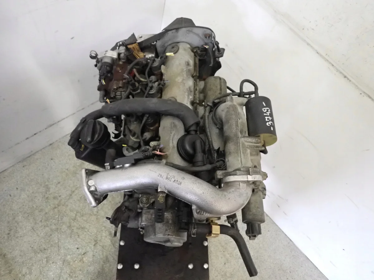 Nissan Primera P12 1.9 dCi F9Q Motor image 6