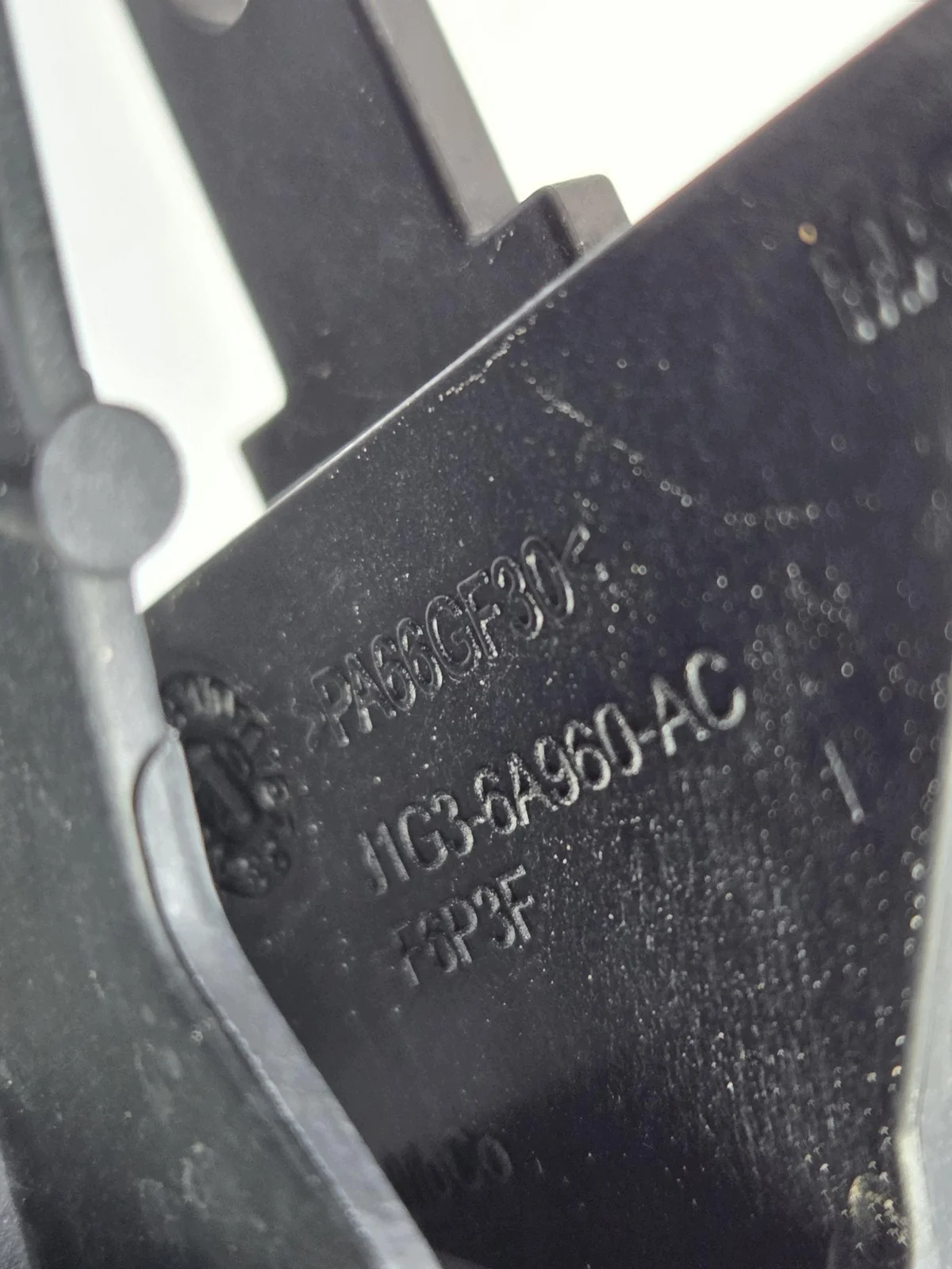 Batteriehalterung Ford Mondeo MK5 KS7B-10723-A image 9