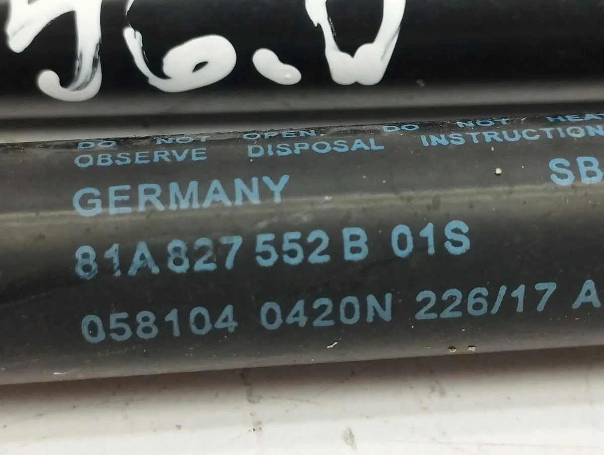 Audi Q2 Baklucka Gasfjäder 81A827552B image 6