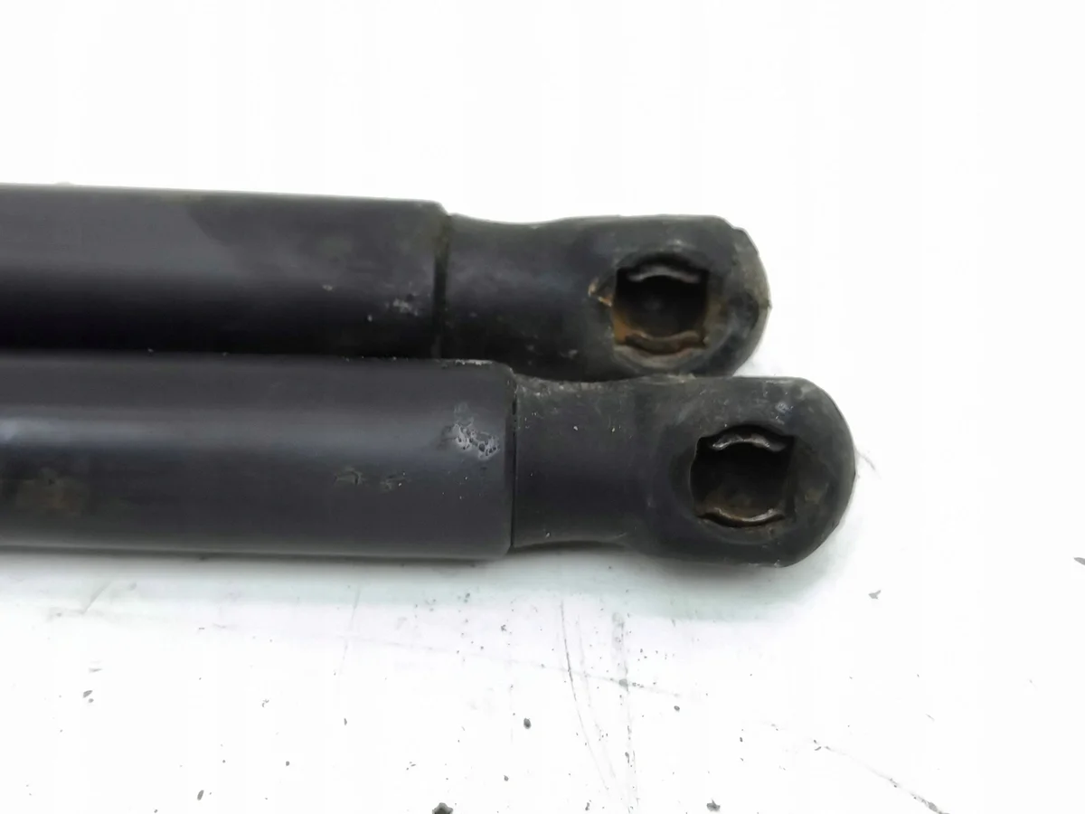 Ammortizzatore cofano Volvo V60 2012 OEM 31297080 image 6