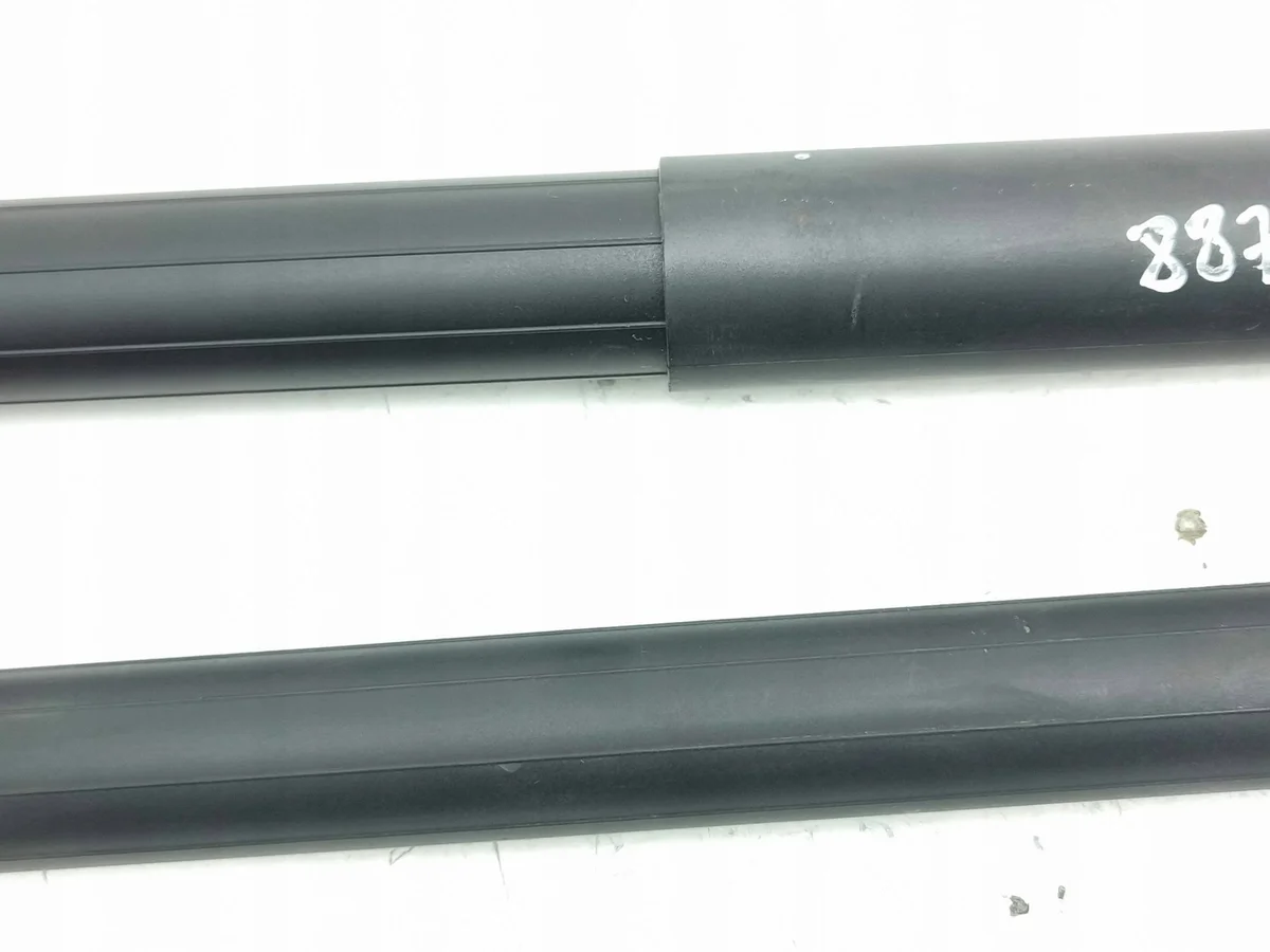 Cupra Formentor 2023 Tailgate Strut 5FF827552A image 6