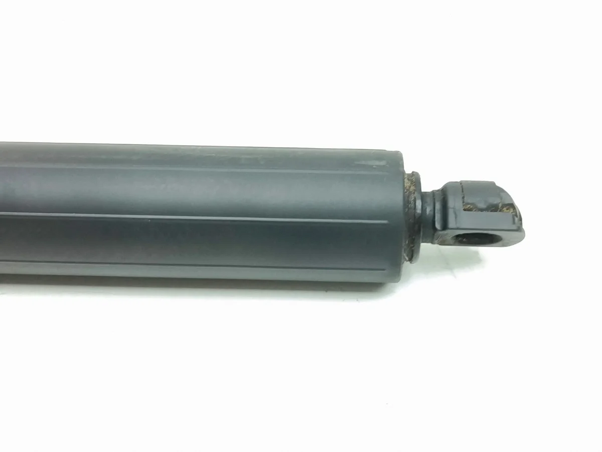 Maserati Levante 2017 Rear Hatch Strut image 8