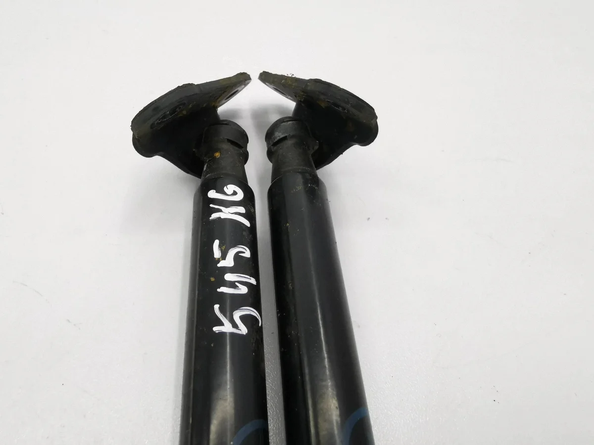 Toyota Auris E180 2015 Cilindro Maletero 6895002140 image 7