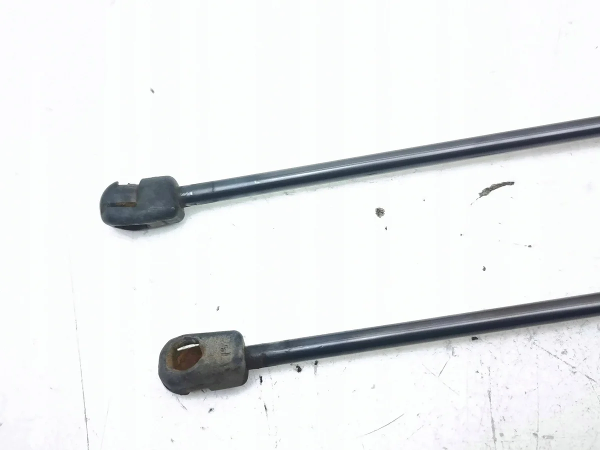Audi Q7 4L Dämpfer Kofferraumklappe 4L0827552C image 3