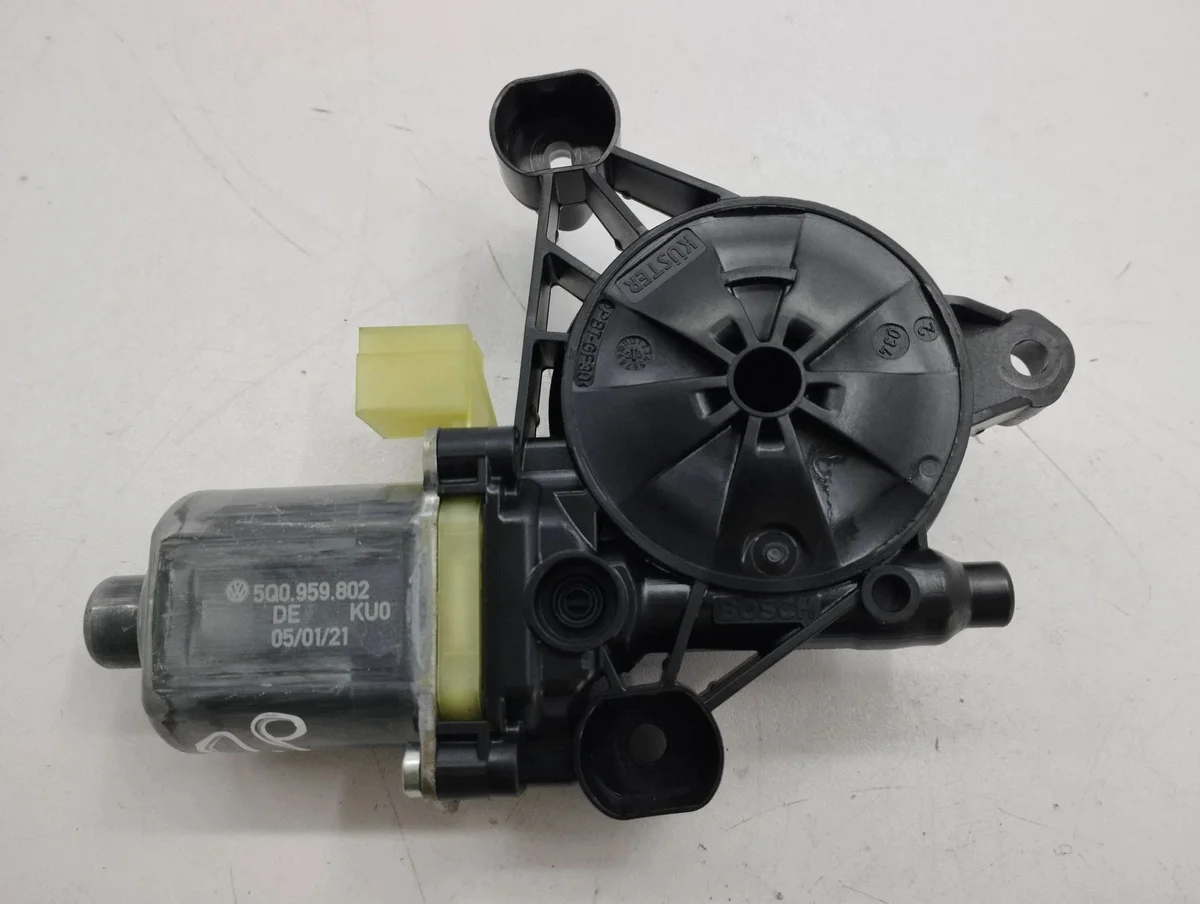 Audi A3 8Y Motore Alzacristallo Porta 5Q0959802