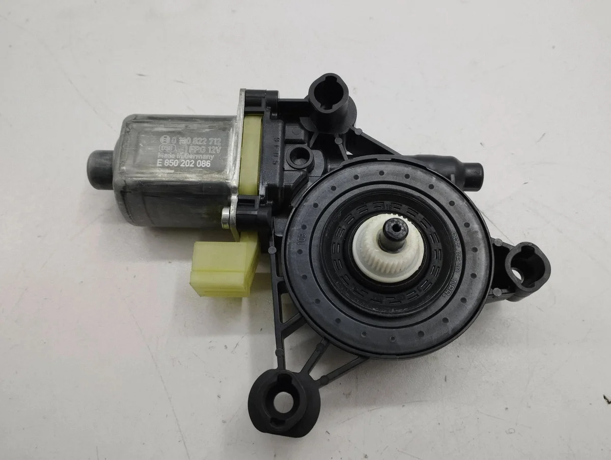 Audi A3 8Y Motor Vidro Porta Dianteira 5Q0959802 image 5
