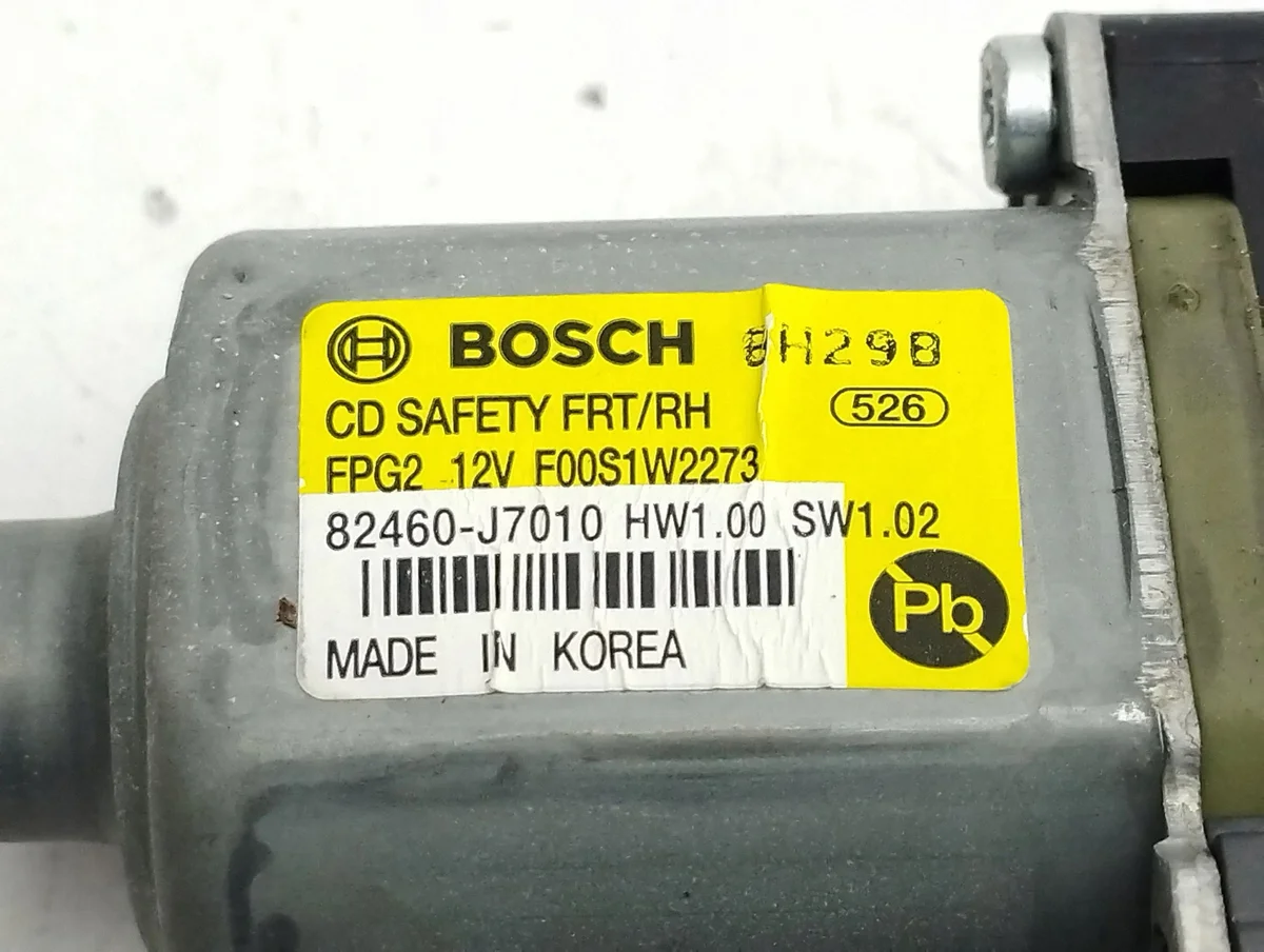KIA Ceed Front Door Window Motor 2019 82460J7010 image 4