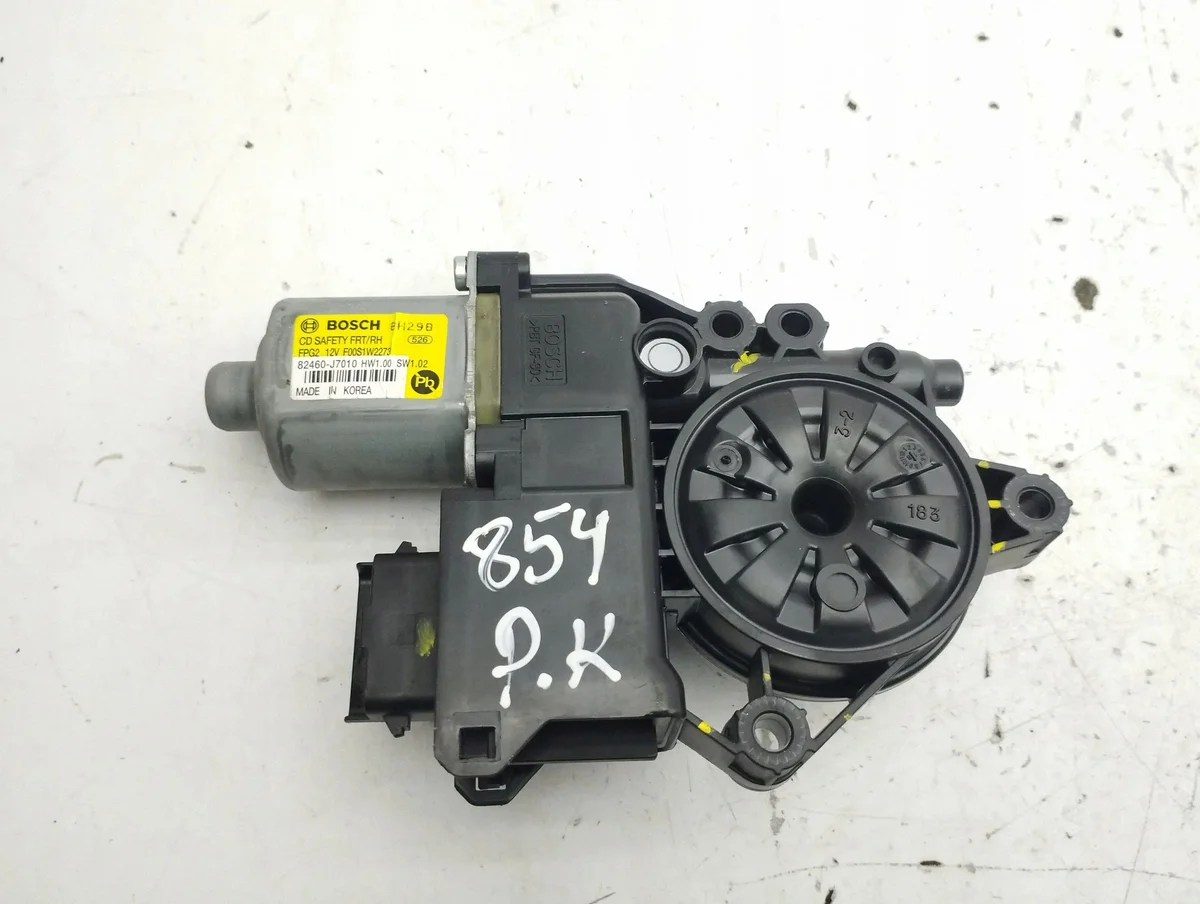 KIA Ceed Front Door Window Motor 2019 82460J7010 image 6