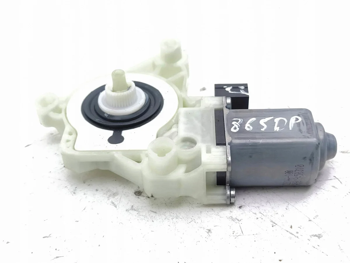 VW ID.3 Front Door Window Motor Used 4K0959812A image 3