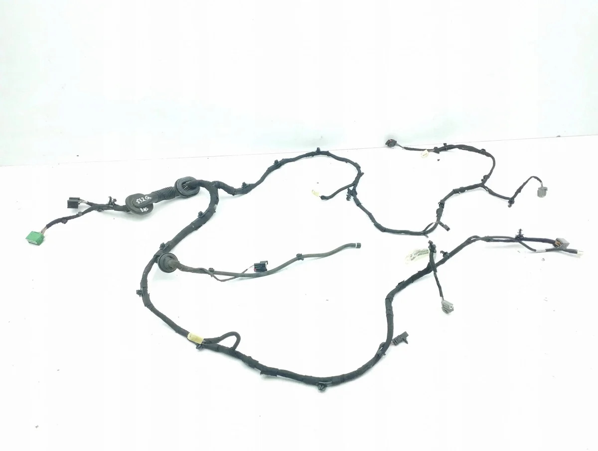 Jeep Cherokee 2015 Tailgate Wiring Harness P68165485AE